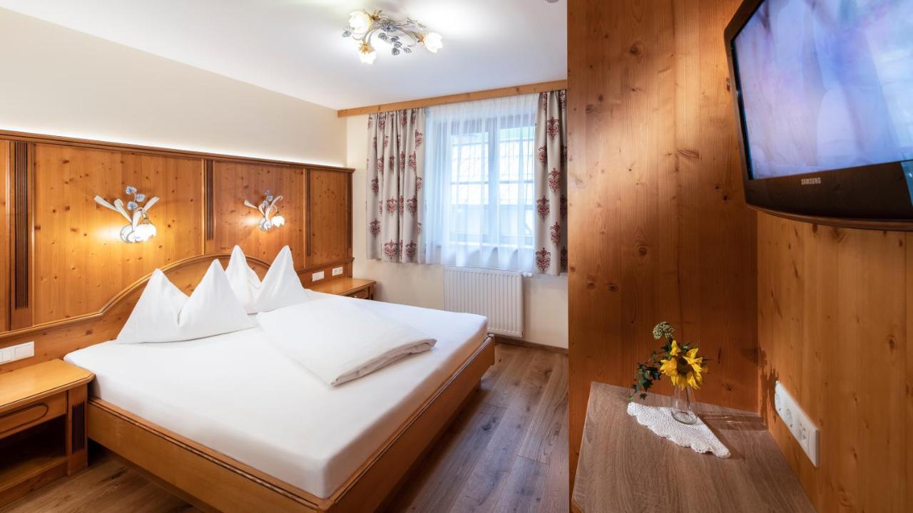 Hotel Seeblick ゴールデック エクステリア 写真